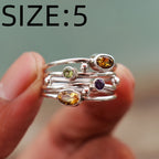 Anillo bohemio apilable con piedras multicolores