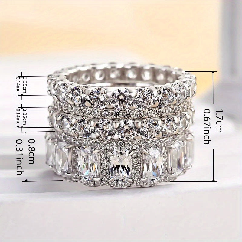 Set nupcial clásico de 4 anillos apilables con circonias