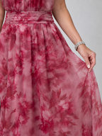 Avien | Vestido midi suave con cuello halter