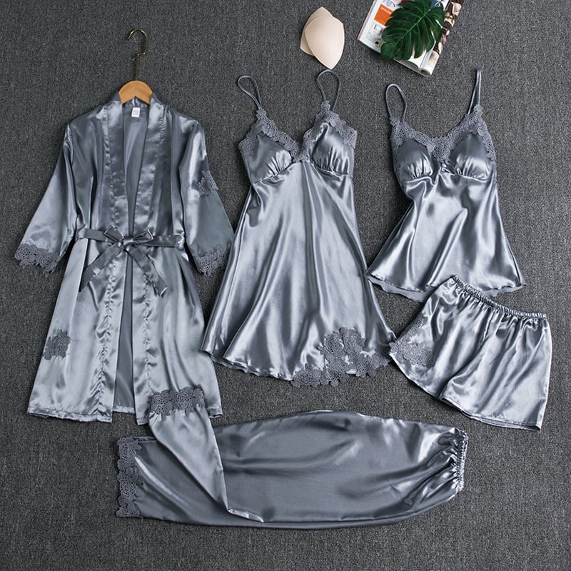Rebecca | Conjunto de ropa de noche de seda y encaje de 5 piezas