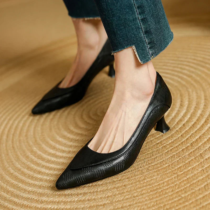Scarpins elegantes Fiona de couro legítimo