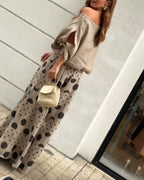 Conjunto casual de top de ombros descobertos e calças estampadas Samantha