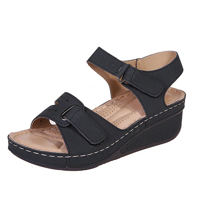 Sandalias Helene con tiras de comodidad ajustables