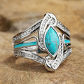 Elegante anillo bohemio de turquesa con baño de oro blanco