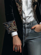 Alana - Women's Black Baroque Print Lapel Slim Fit Blazer