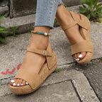 Sandalias Daniela de cuña con elevación elegante