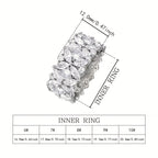 Anel largo e elegante de diamante com conjunto floral de zircónias