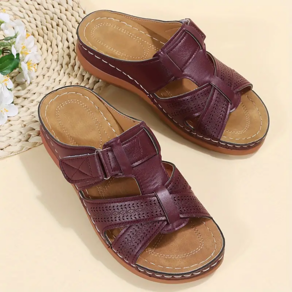 Kathy – Relaxed Fit Walking Sandals