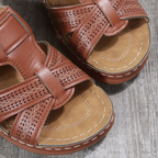 Kathy – Relaxed Fit Walking Sandals