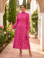 Carmona | Vestido de gola alta e mangas compridas