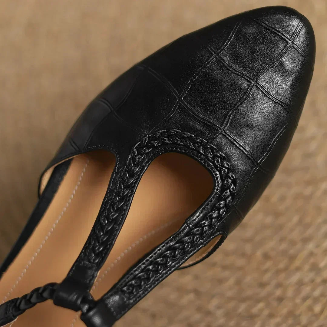 Sapatos Mary Jane em pele