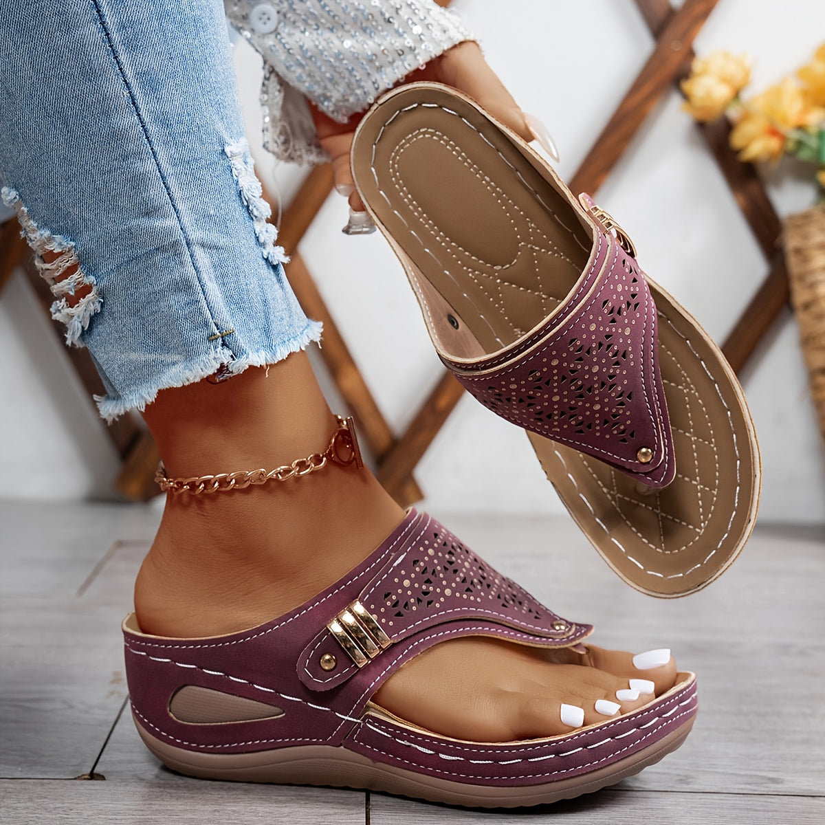 Wendy - Sandalias para caminar de ajuste relajado