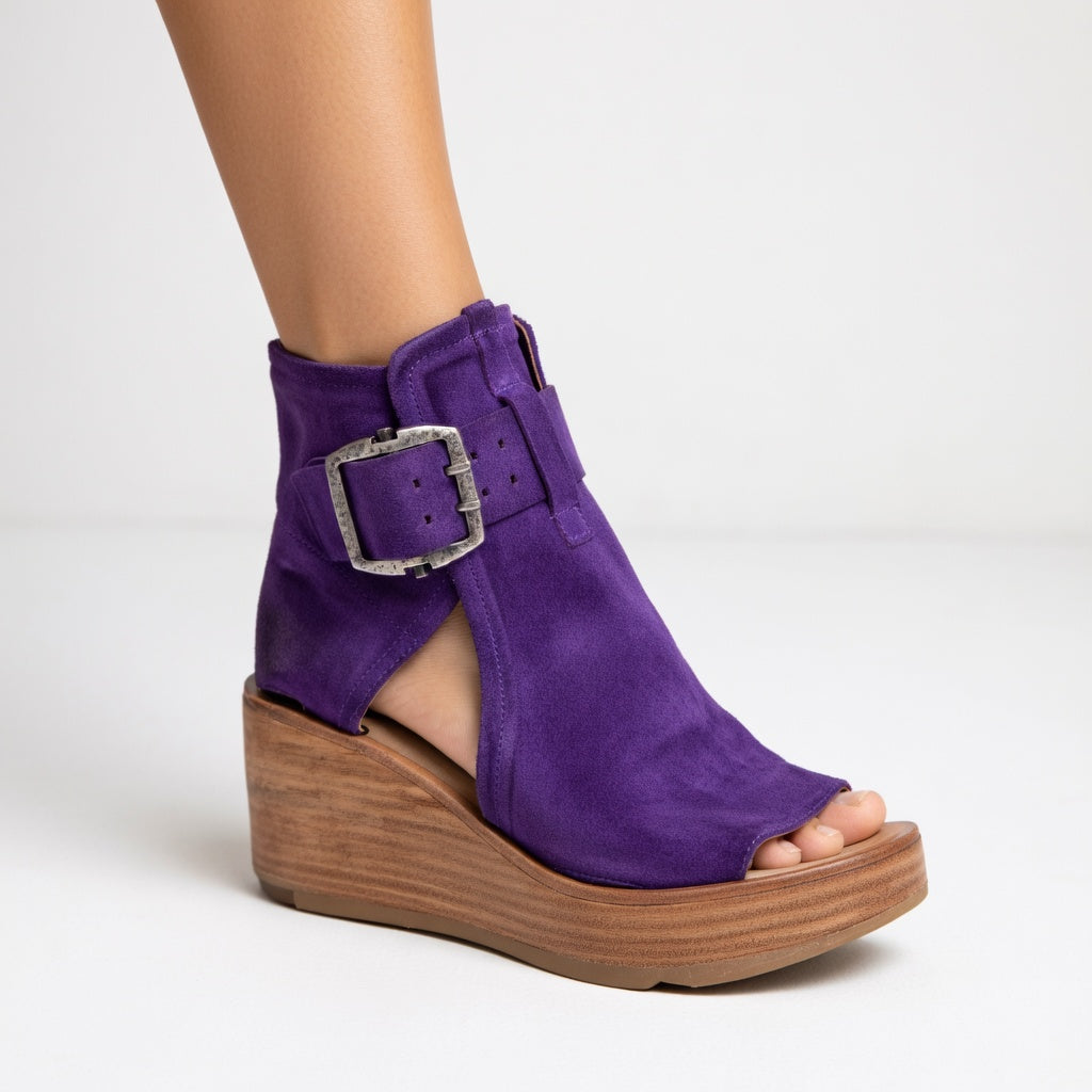 Celeste — Botins modernos com cunha aberta