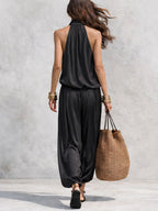 Serena Conjunto de top con cuello halter y pantalones plisados