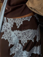 Conjunto de top con panel de encaje y falda Isabella