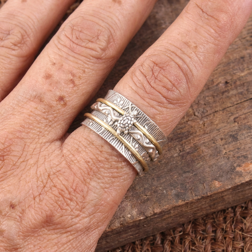 Anillo vintage giratorio de plata con tortuga