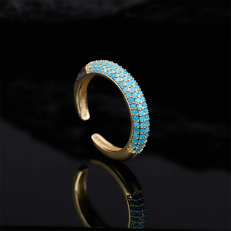Elegante anillo vintage de turquesa chapado en oro