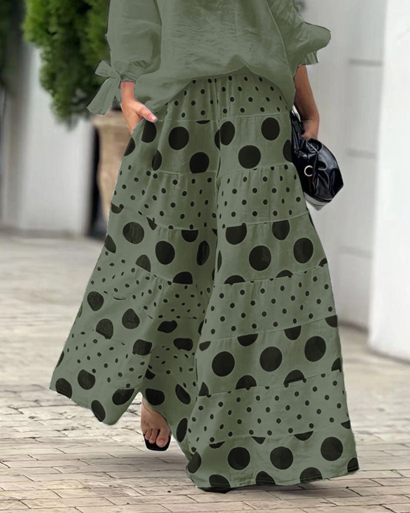 Conjunto casual de top de ombros descobertos e calças estampadas Samantha