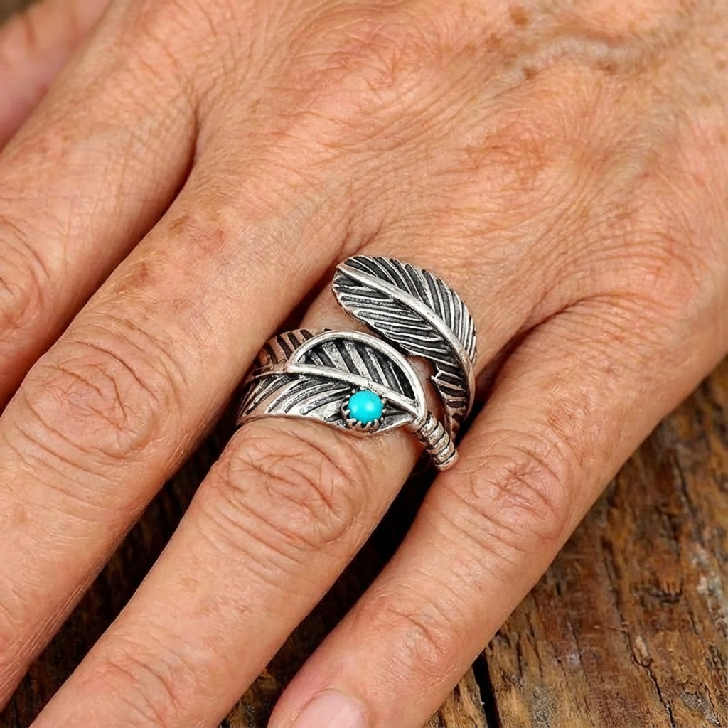 Anillo bohemio de plumas y turquesa en plata de ley