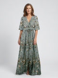 Evadne | Vestido longo floral com decote V e mangas curtas