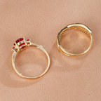 Juego de anillos dobles de esmeralda