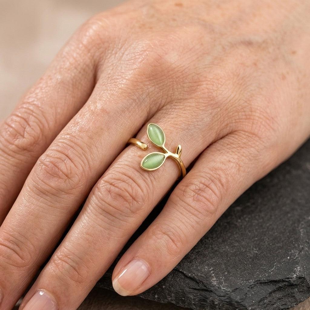 Anillo bohemio de enredadera esmaltada
