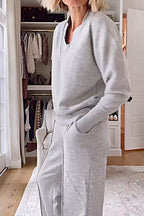 Conjunto de top con escote en V y pantalones Samantha
