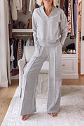 Conjunto de top con escote en V y pantalones Samantha