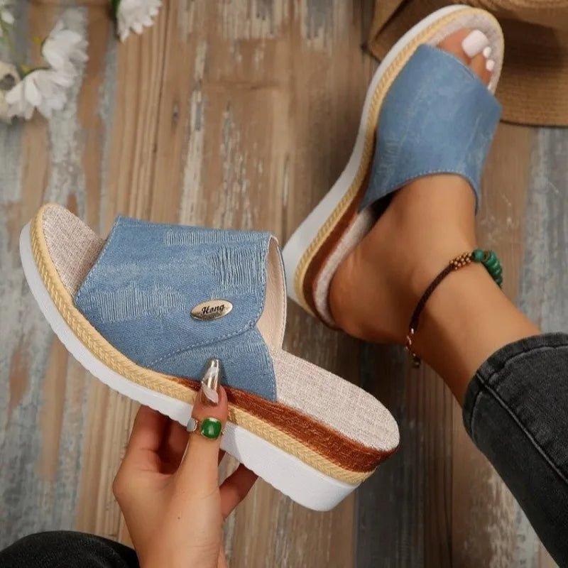 Sandalias Sally de cuña con comodidad equilibrada