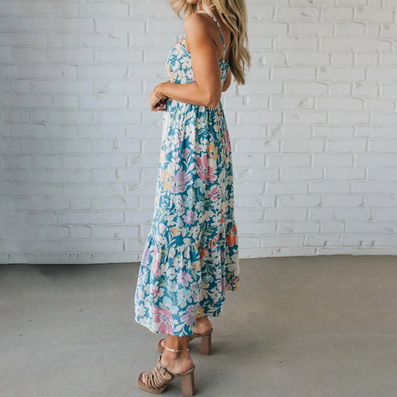 Vestido comprido floral com corpete franzido e alças ajustáveis